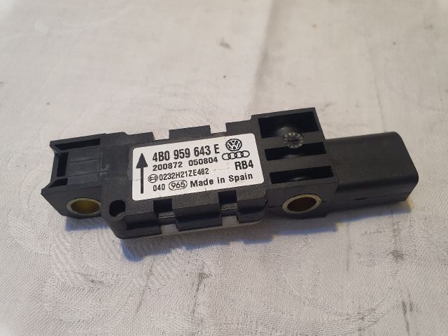 bontott AUDI A3 Bal első Oldal Ütközés Érzékelő