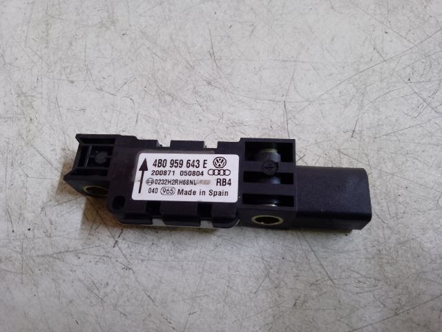 bontott AUDI A3 Bal első Oldal Ütközés Érzékelő