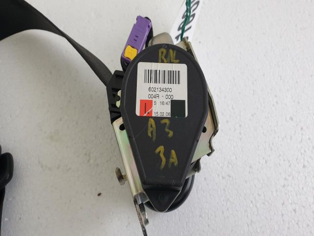 bontott AUDI A3 Bal első Övfeszítő