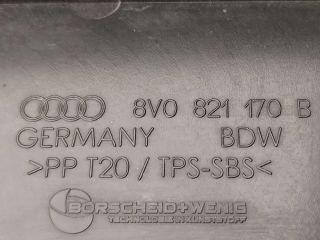 bontott AUDI A3 Bal első Sárvédő Gumi