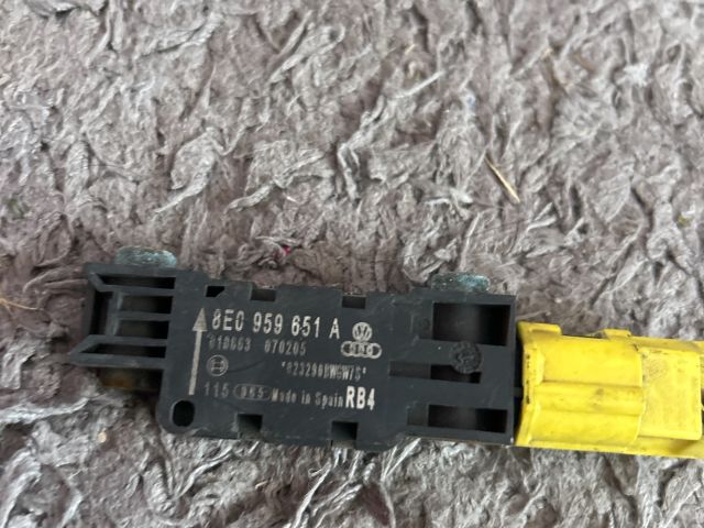 bontott AUDI A3 Bal első Ütközés Érzékelő (Homlokfalon)