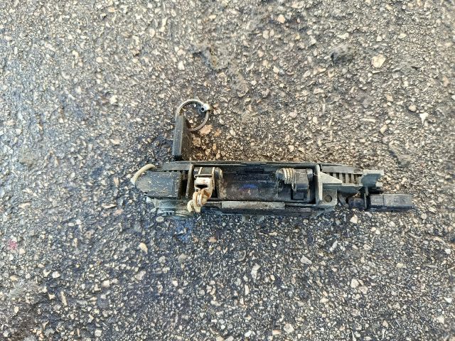 bontott AUDI A3 Bal első Zárbetét