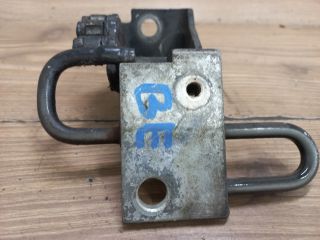 bontott AUDI A3 Bal első Zsanér