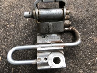 bontott AUDI A3 Bal első Zsanér