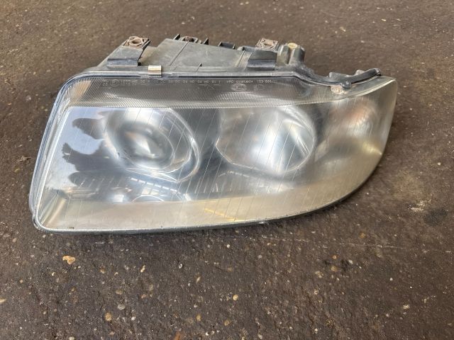 bontott AUDI A3 Bal Fényszóró