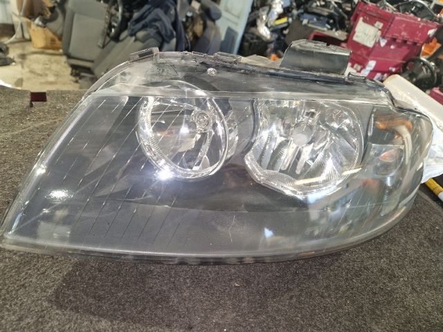 bontott AUDI A3 Bal Fényszóró