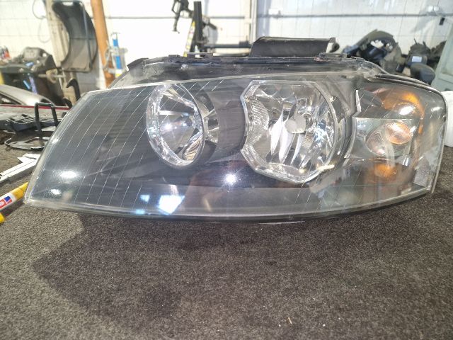 bontott AUDI A3 Bal Fényszóró