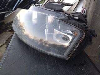 bontott AUDI A3 Bal Fényszóró