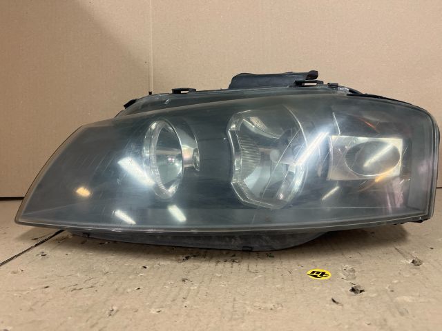 bontott AUDI A3 Bal Fényszóró