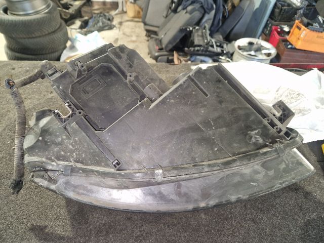 bontott AUDI A3 Bal Fényszóró