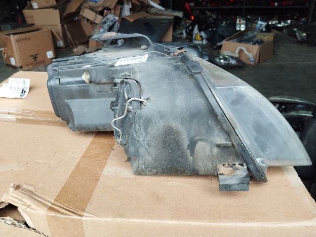 bontott AUDI A3 Bal Fényszóró