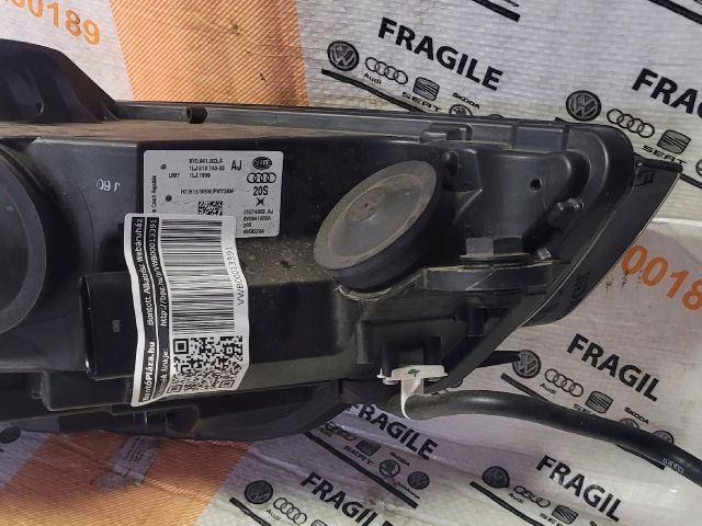 bontott AUDI A3 Bal Fényszóró