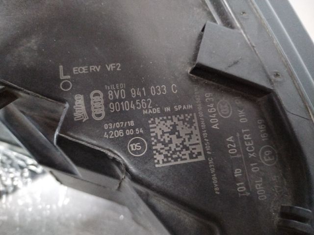 bontott AUDI A3 Bal Fényszóró