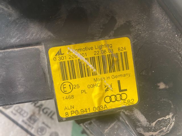 bontott AUDI A3 Bal Fényszóró