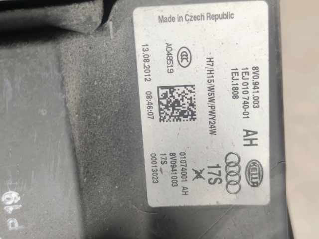 bontott AUDI A3 Bal Fényszóró