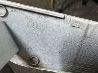 bontott AUDI A3 Bal Fényszórómosó Fedél