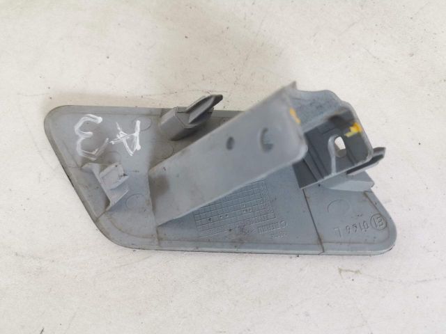 bontott AUDI A3 Bal Fényszórómosó Fedél