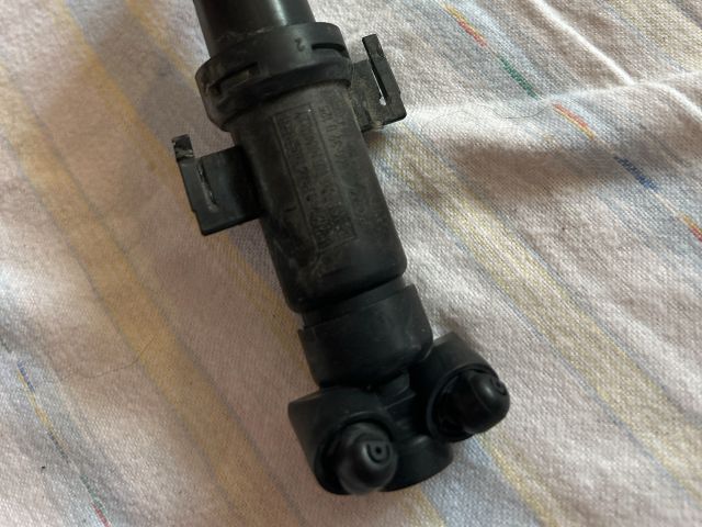 bontott AUDI A3 Bal Fényszórómosó Fúvóka