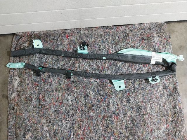 bontott AUDI A3 Bal Függönylégzsák és Oldallégzsák