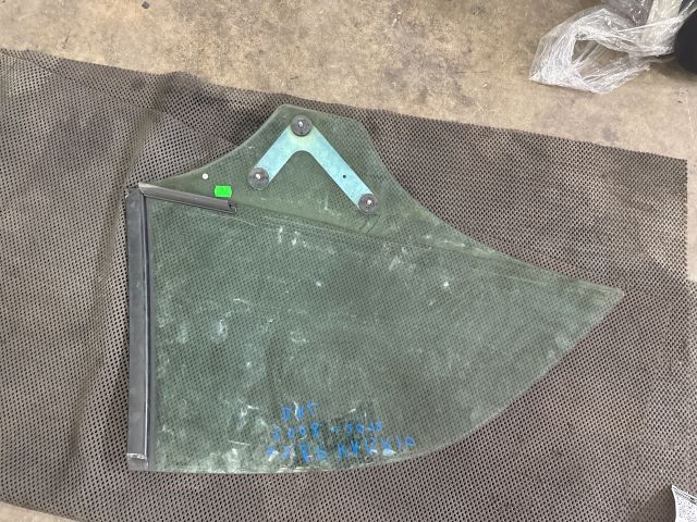 bontott AUDI A3 Bal hátsó Ablak