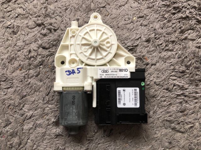 bontott AUDI A3 Bal hátsó Ablakemelő Motor