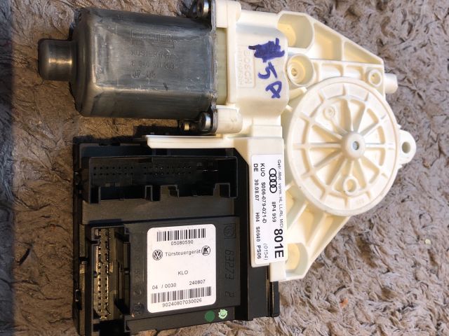 bontott AUDI A3 Bal hátsó Ablakemelő Motor