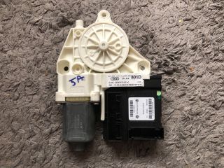 bontott AUDI A3 Bal hátsó Ablakemelő Motor