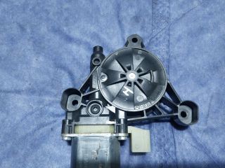 bontott AUDI A3 Bal hátsó Ablakemelő Motor