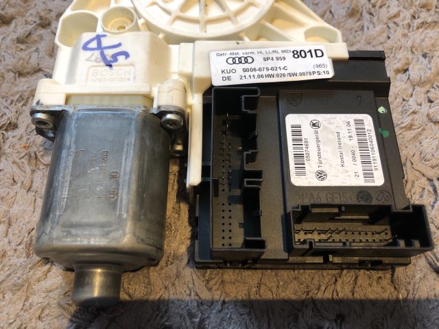 bontott AUDI A3 Bal hátsó Ablakemelő Motor