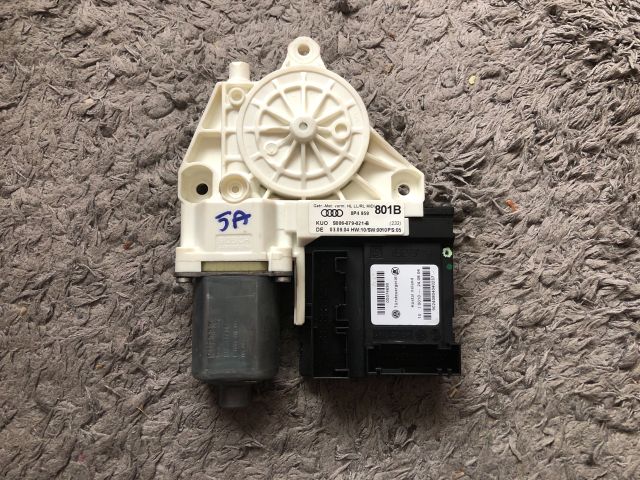 bontott AUDI A3 Bal hátsó Ablakemelő Motor