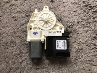 bontott AUDI A3 Bal hátsó Ablakemelő Motor