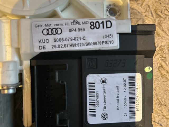 bontott AUDI A3 Bal hátsó Ablakemelő Motor