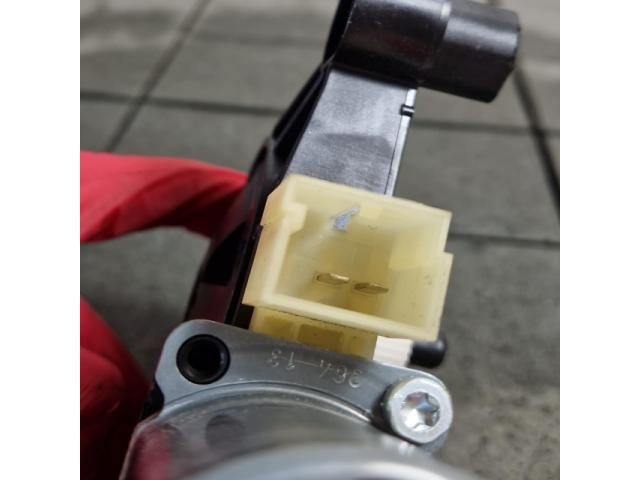 bontott AUDI A3 Bal hátsó Ablakemelő Motor