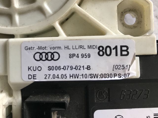 bontott AUDI A3 Bal hátsó Ablakemelő Motor