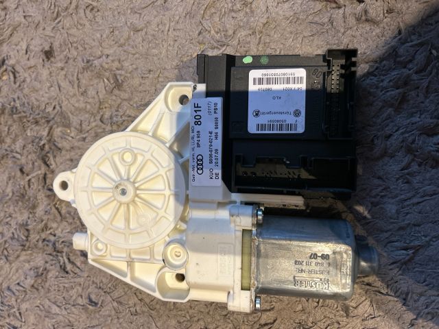 bontott AUDI A3 Bal hátsó Ablakemelő Motor