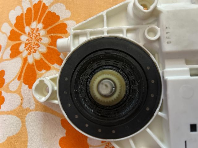 bontott AUDI A3 Bal hátsó Ablakemelő Motor