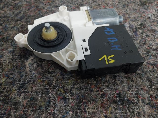 bontott AUDI A3 Bal hátsó Ablakemelő Szerkezet (Elektromos)