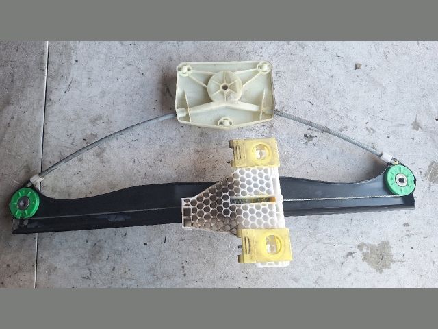 bontott AUDI A3 Bal hátsó Ablakemelő Szerkezet (Elektromos)