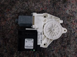 bontott AUDI A3 Bal hátsó Ablakemelő Szerkezet (Elektromos)