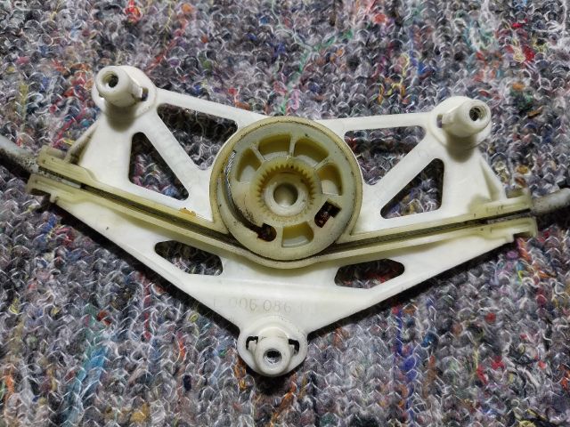 bontott AUDI A3 Bal hátsó Ablakemelő Szerkezet (Elektromos)