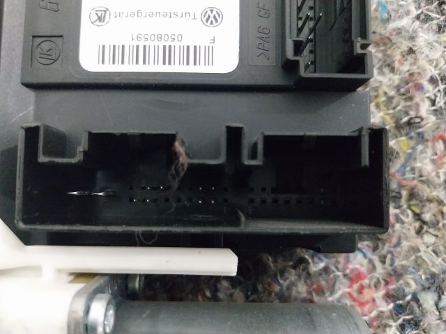 bontott AUDI A3 Bal hátsó Ablakemelő Szerkezet (Elektromos)