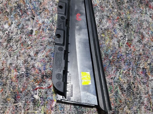 bontott AUDI A3 Bal hátsó Ajtó Díszléc