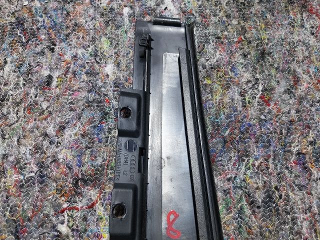 bontott AUDI A3 Bal hátsó Ajtó Díszléc