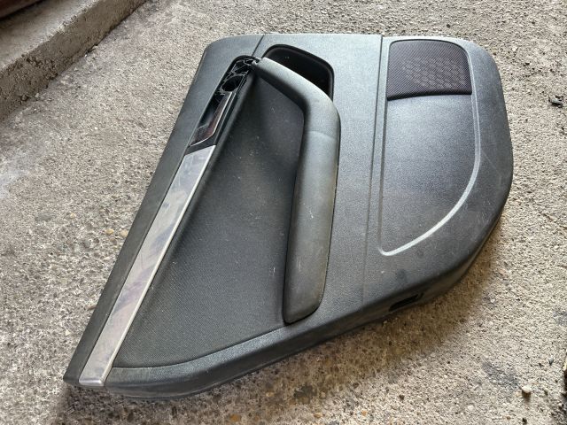 bontott AUDI A3 Bal hátsó Ajtó Kárpit