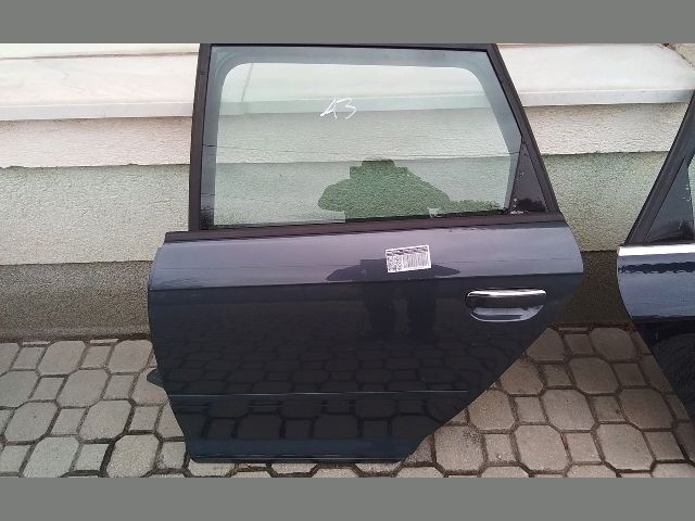 bontott AUDI A3 Bal hátsó Ajtó Kárpit