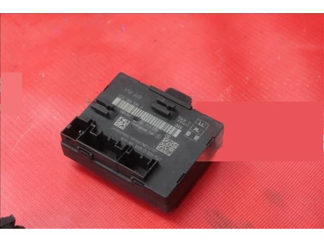 bontott AUDI A3 Bal hátsó Ajtó Vezérlőegység