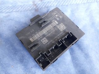 bontott AUDI A3 Bal hátsó Ajtó Vezérlőegység