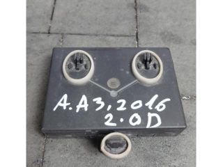 bontott AUDI A3 Bal hátsó Ajtó Vezérlőegység