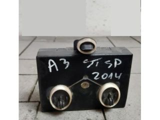 bontott AUDI A3 Bal hátsó Ajtó Vezérlőegység