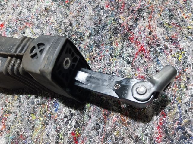 bontott AUDI A3 Bal hátsó Ajtóhatároló